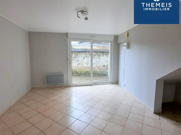 Studio 1 pièce 22 m² 