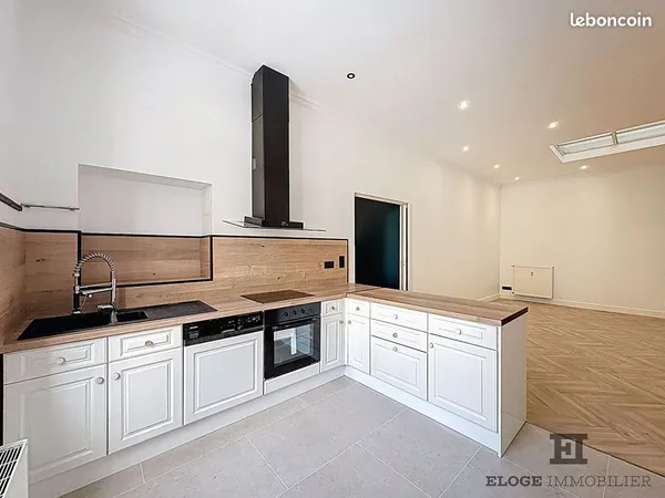 Appartement 3 pièces 92 m² 