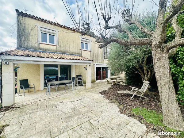Maison 5 pièces 180 m² 