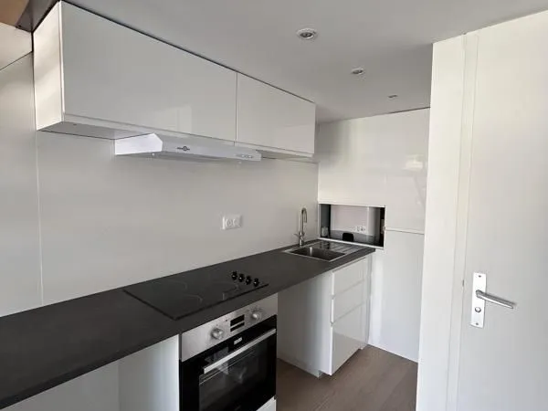 Studio 1 pièce 20 m² 