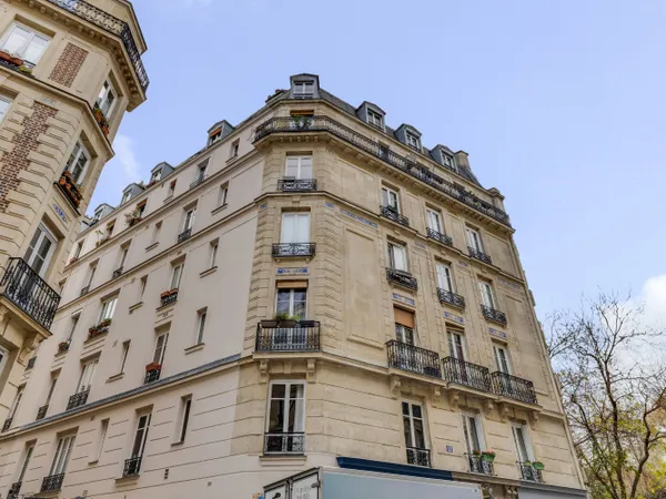 Vends appartement 45m² Paris 18e 