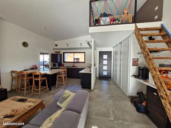 Maison 6 pièces 140 m² 