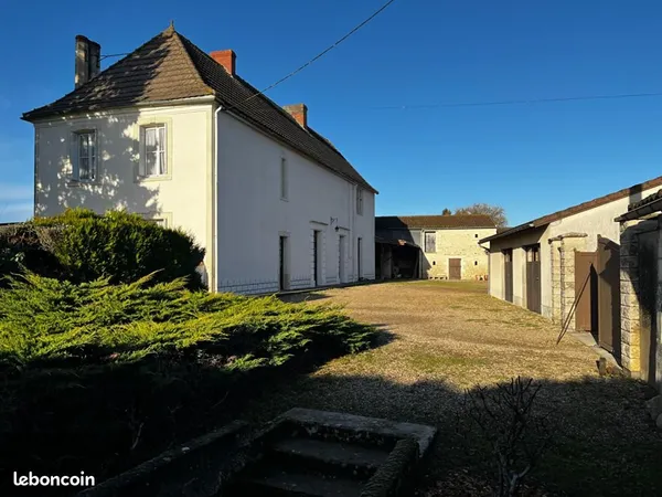 Maison 5 pièces 105 m² 