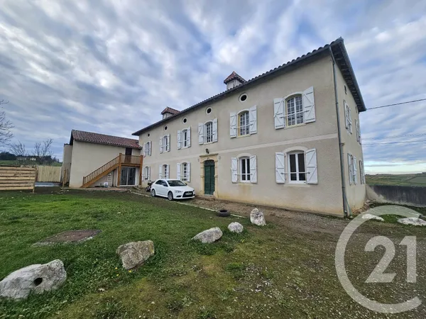 Maison 17 pièces 430 m² 