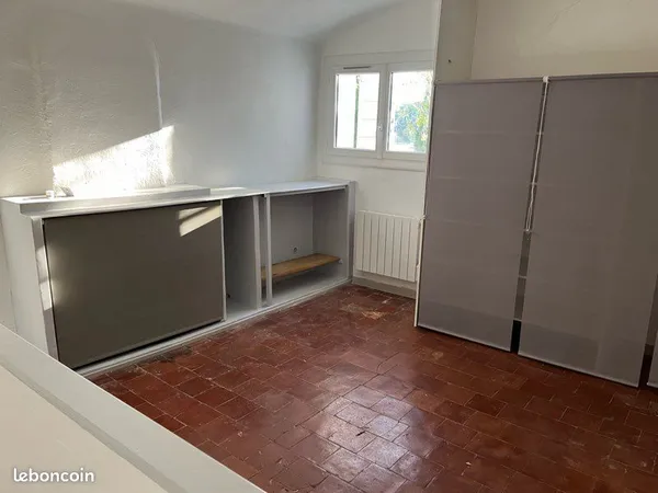 T3 dans propriété à la campagne 