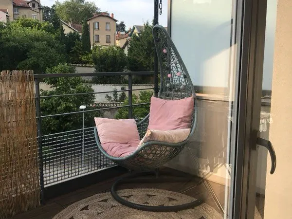 Appartement T2 avec balcon et garage 
