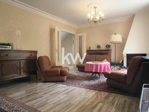 Maison 8 pièces 176 m² 