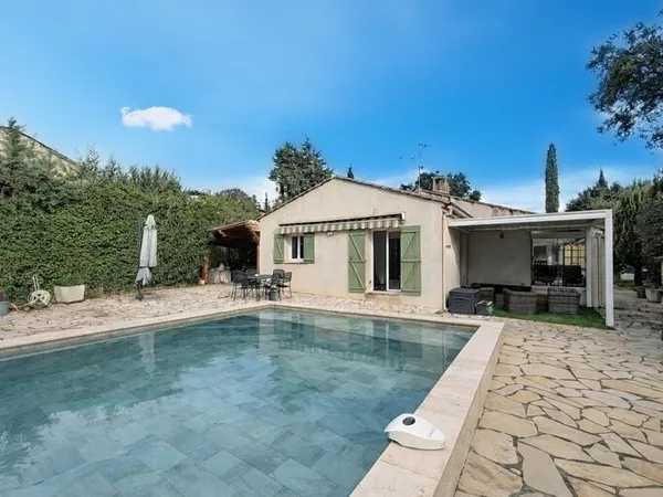 Maison 5 pièces 187 m² 