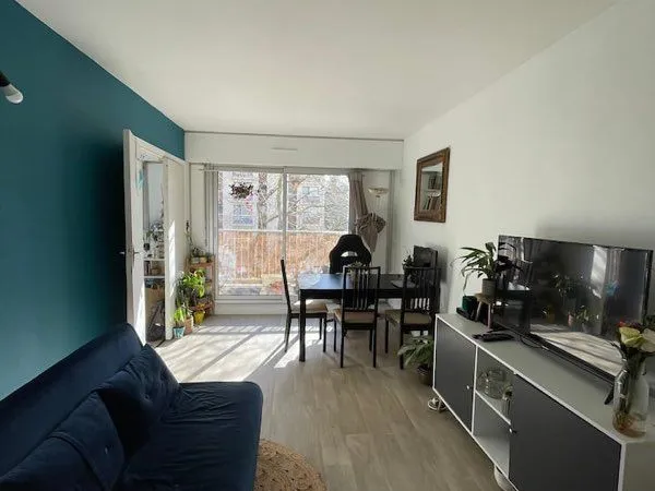 Beau 2 pièces de 42 m² - Métro Télégraphe - Résidence sécurisée avec gardien 