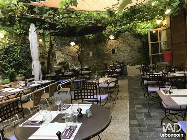 Restaurant 121 m² AVIGNON 