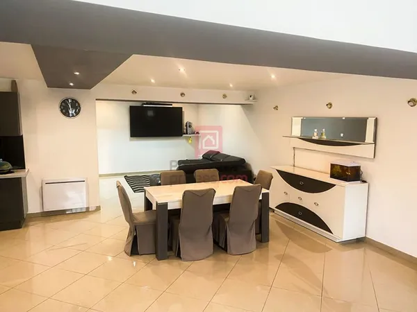 Charmante propriété avec deux maisons une 115 m² et l'autre de 41m² habitable sur un terrain 