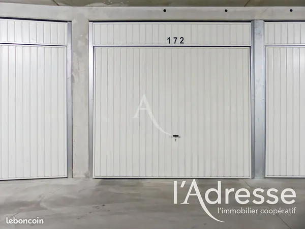 Parking/box 16 m² LA CIOTAT 