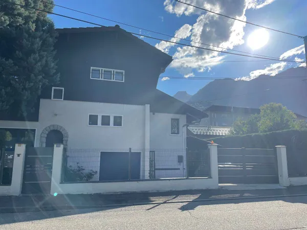 Maison 7 pièces 170 m² 