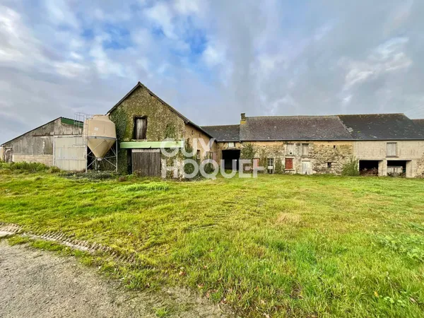 MAISON À VENDRE DE 4 PIÈCES DE 250,00 M² 