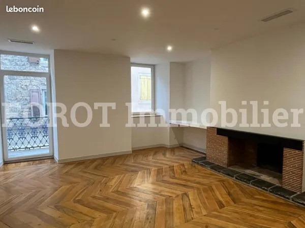 Appartement 3 pièces 69 m² 