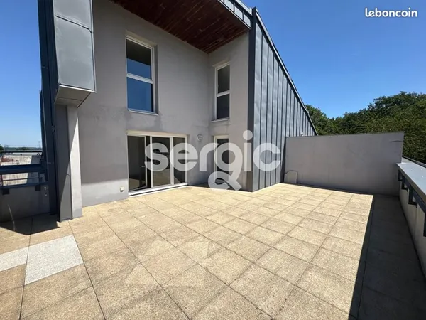 Duplex 5 pièces 101 m² 