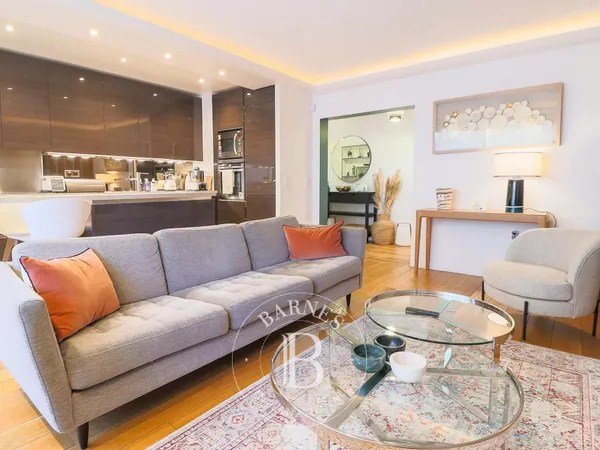 Le service location de la Maison BARNES vous propose ce bien : 