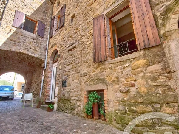 Maison 7 pièces 220 m² 