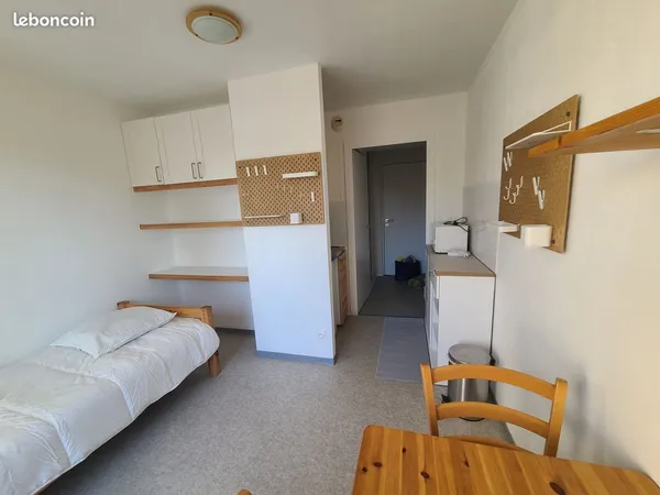 Location studio entièrement meublé et équipé 