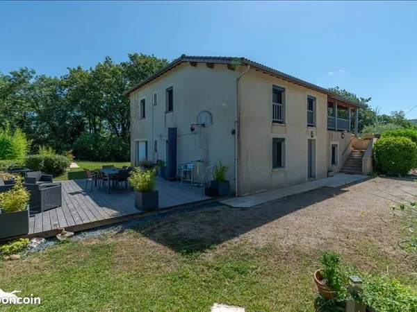 Maison 7 pièces 199 m² 
