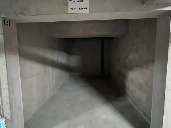 Parking 15 m² 