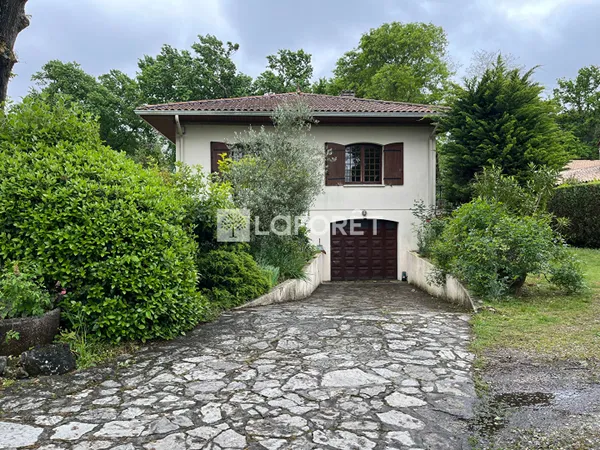 Maison 8 pièces 189 m² 