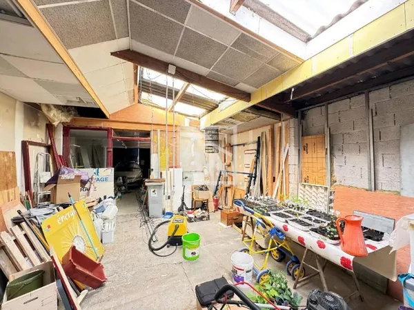 Immobilier professionnel Vente Calais 7p 182m² 133625€