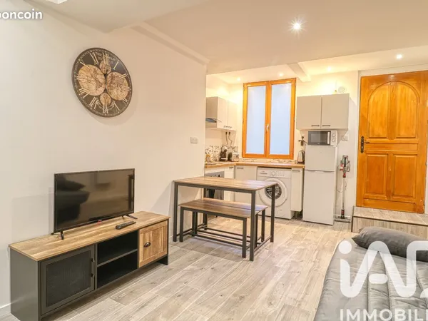 Studio 1 pièce 20 m² 