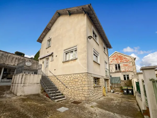 Maison 8 pièces 132 m² 