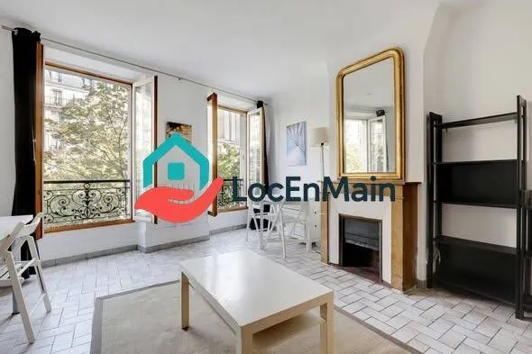 Studio 1 pièce 24 m² 