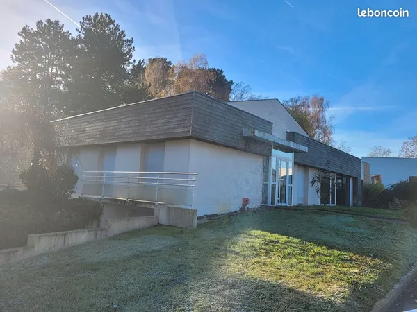 Bureaux 203 m² VERTOU 