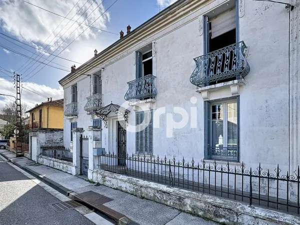Appartement Type 3 À Rénover Quartier Petitbois Dans Petit Immeuble Ancien Sans Charges 