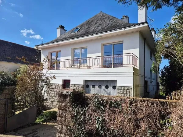 Maison 6 pièces 240 m² 