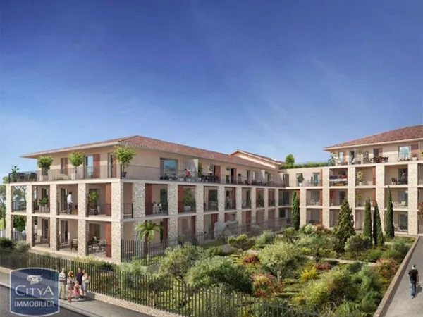 Parking - Garage Location Carros   90€