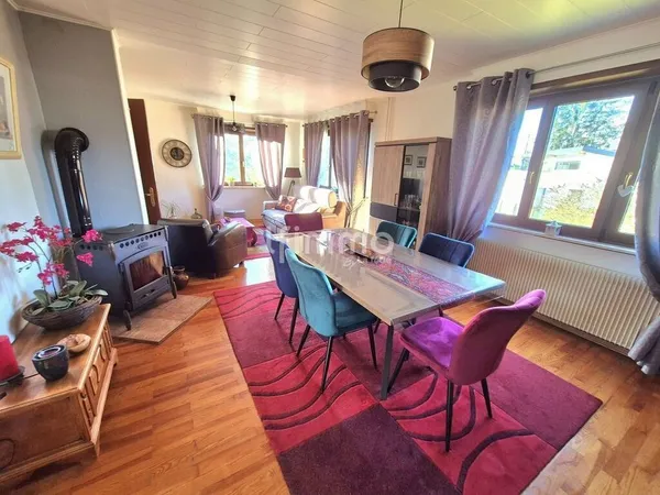 Maison avec appartement à Mertzwiller. 