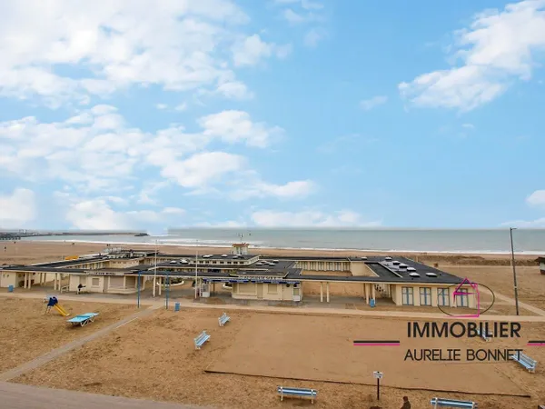 Vaste studio avec vue mer 