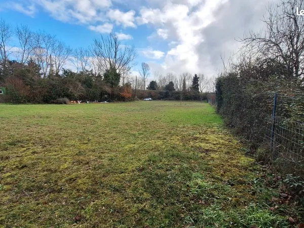Terrain 2200 m2 