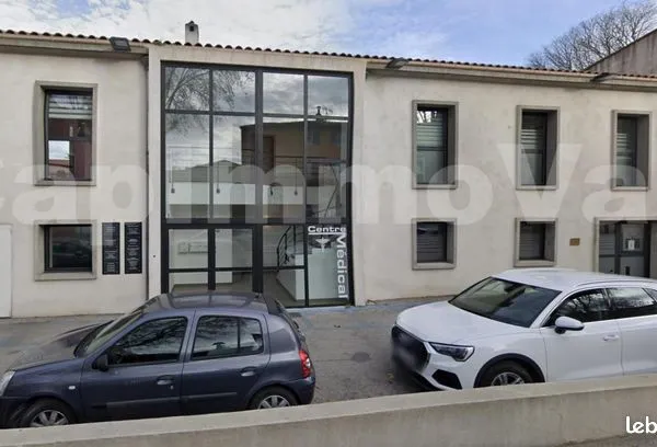 Local professionnel 23 m² 