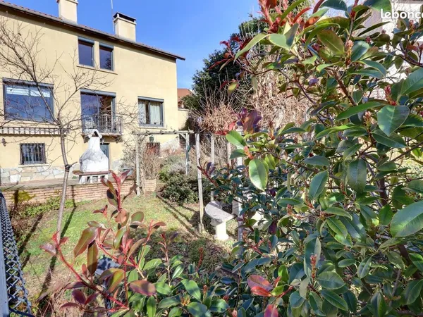 Villa 6 pièces 170 m² 