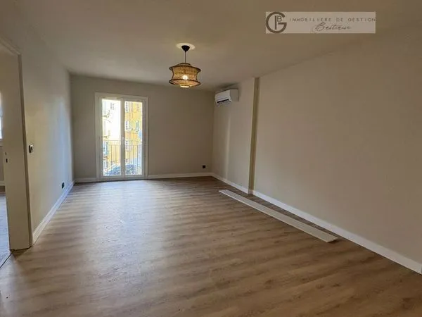Appartement 2 pièces 52 m² 