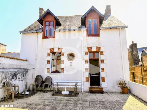 Maison 8 pièces 160 m² 