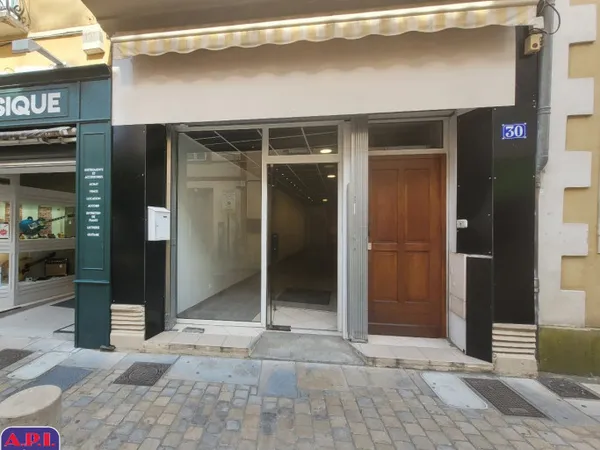 Local commercial 54 m² 