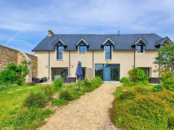 Vends domaine avec 3 gîtes 4★ prêt à exploiter / développer 