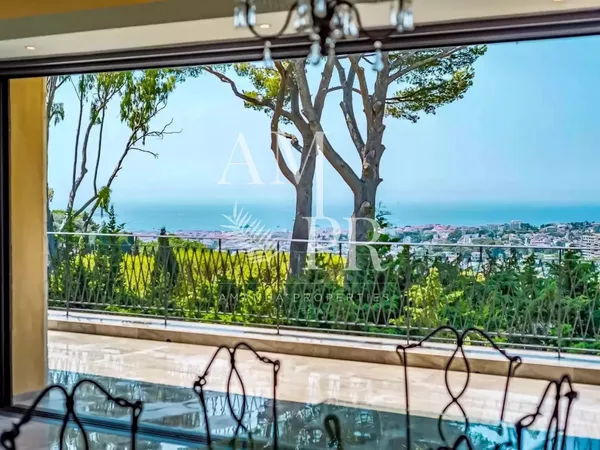 Mougins - Villa contemporaine neuve - Vue mer panoramique 