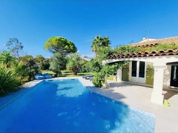 Villa 5 pièces 155 m² 