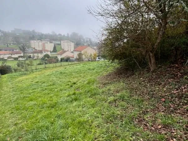 Terrain 1 800 m² Champcevinel 