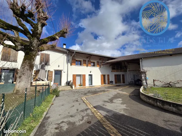 Ferme 9 pièces 150 m² 