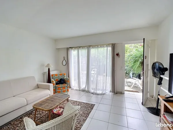 Appartement 1 pièce 27 m² 