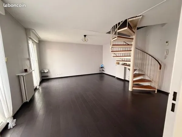 Appartement 2 pièces 74 m² 