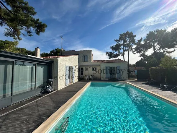 Maison 7 pièces 170 m² 